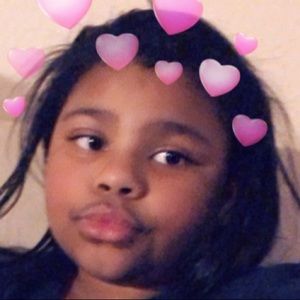 Meet your Posher, Mikayla